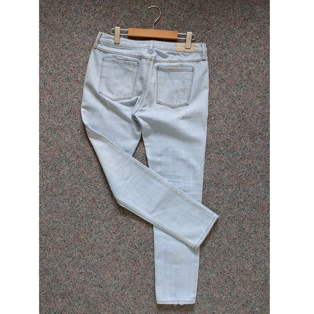 Distressed Jeans - Picture 2 of 2